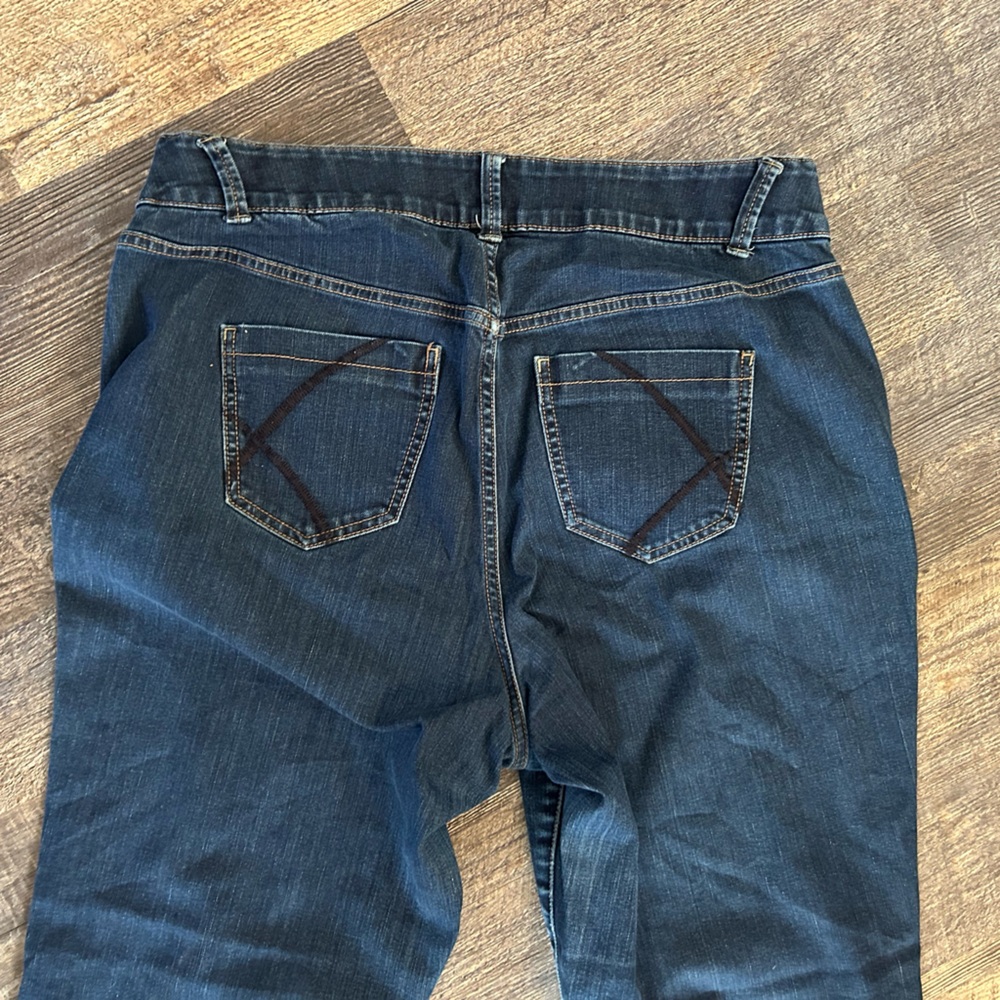 Lane Bryant Straight Leg Jeans Size 16 Avg Dark Wash Elastic Waist Tummy Control - Picture 3 of 10